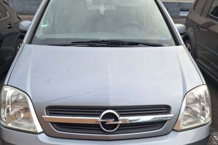 Opel Meriva 165.000 km 750 € Rüsselsheim 65428
