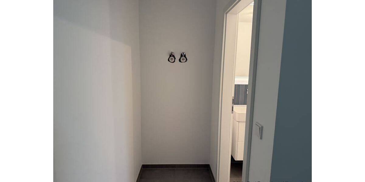 Etagenwohnung Dornbusch - 2 Zimmer, 65 m&sup2;, 1.390&euro; | Angebot:26886042