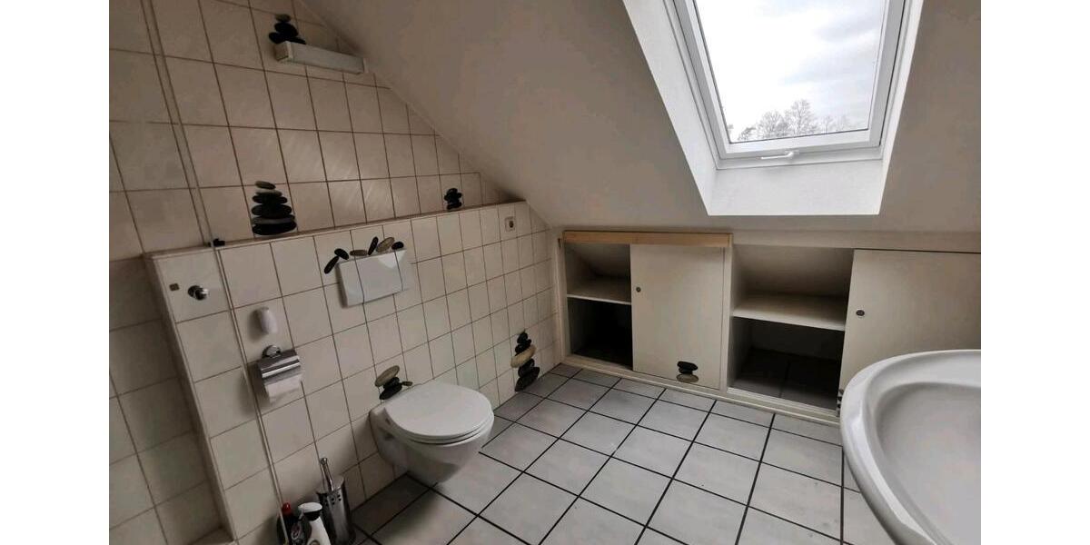 Dachgeschoßwohnung Griesheim - 2 Zimmer, 66 m&sup2;, 850&euro; | Angebot:25780425