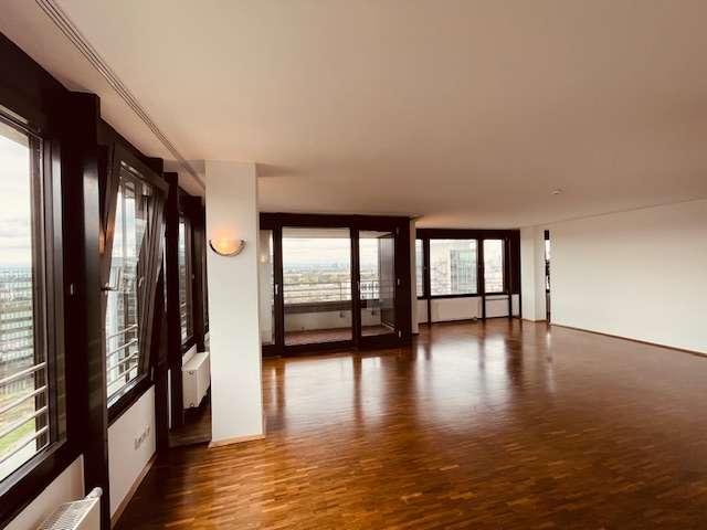 Wohnung zum Mieten in Frankfurt 1.375 € 80 m² 2 zimmer