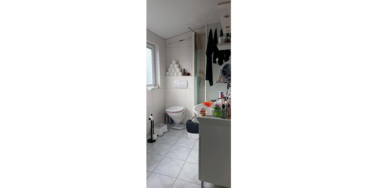 Dachgeschoßwohnung Frankfurt am Main Bonames - 2 Zimmer, 35 m&sup2;, 720&euro; | Angebot:26640411