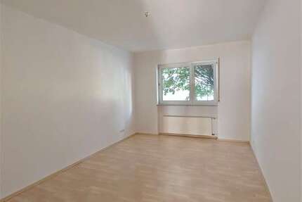 Wohnung Frankfurt Ost - 3 Zimmer, 82 m&sup2;, 940&euro; | Angebot:27426461