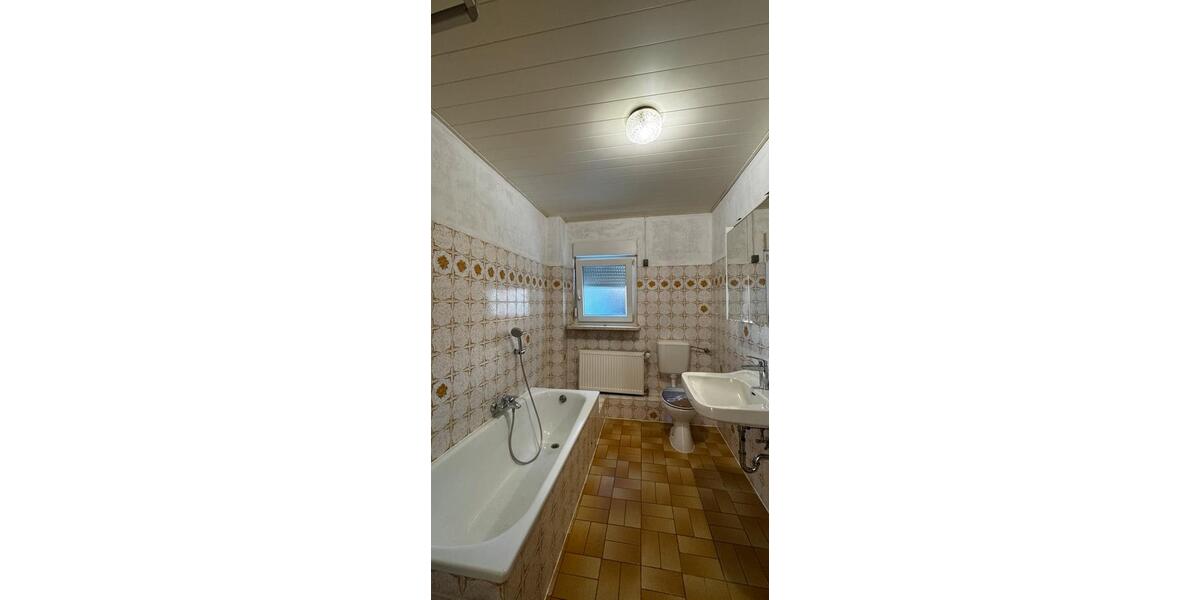 Erdgeschoßwohnung Limeshain - 4 Zimmer, 97 m&sup2;, 239.000&euro; | Angebot:25332533