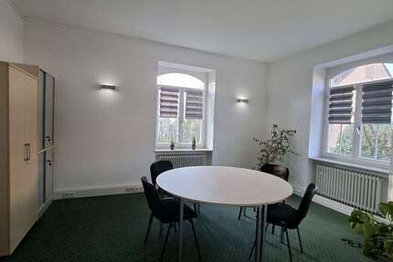 Gewerbeobjekt Frankfurt am Main / Niederrad Niederrad - 1.970&euro; | Angebot:23850616