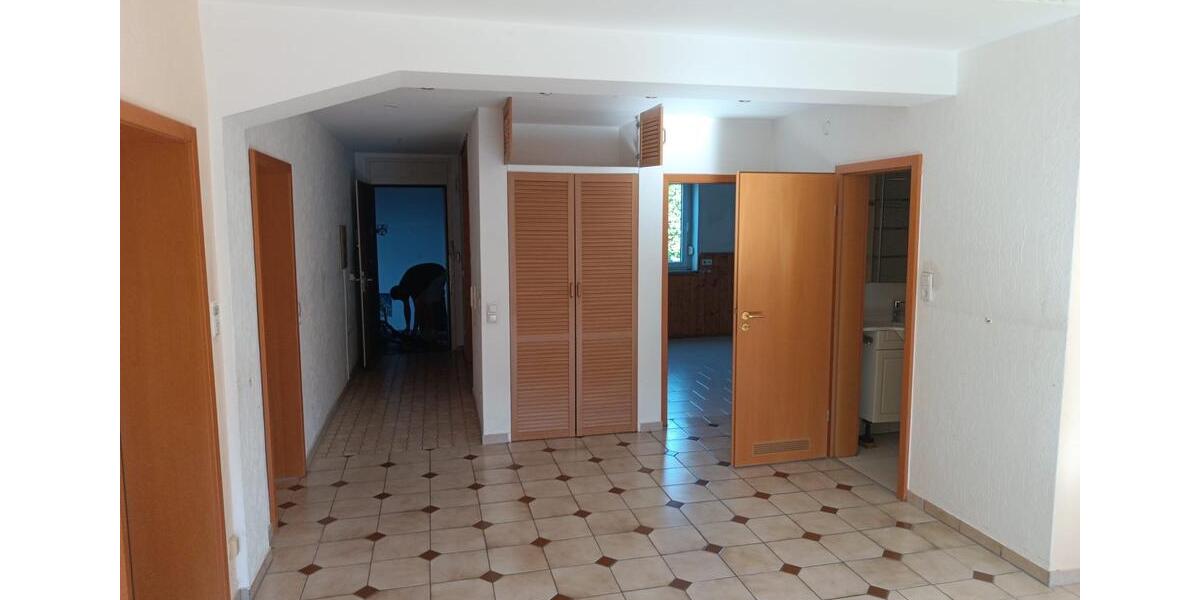 Etagenwohnung Darmstadt Darmstadt-Nord - 4 Zimmer, 130 m&sup2;, 450.000&euro; | Angebot:27078117