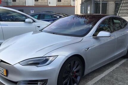 Tesla Model S 49.361 km 64.999 &euro; Friedrichsdorf 61381