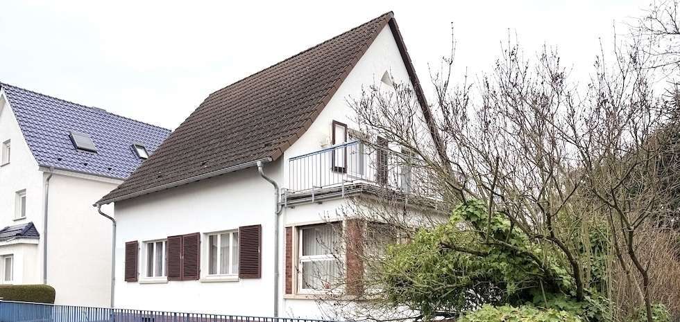 Haus zum Kaufen in Mörfelden-Walldorf 550.000 € 133.81 m² 5 zimmer