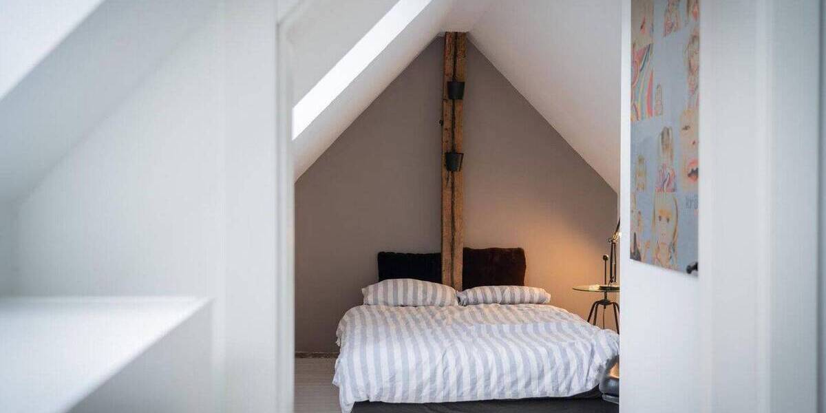 Einfamilienhaus Frankfurt am Main Niederursel - 8 Zimmer, 180 m&sup2;, 950.000&euro; | Angebot:26877564