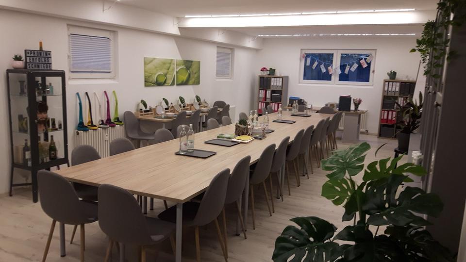 Büro Gewerbefläche Mehrzweckraum zimmer