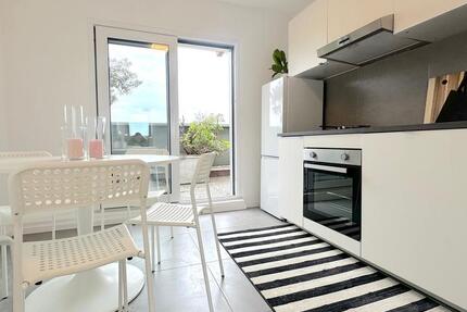 NEWNeues - Charmante Penthouse-WG in Frankfurt am Main - Noch 3 Zimmer frei. 8 zimmer