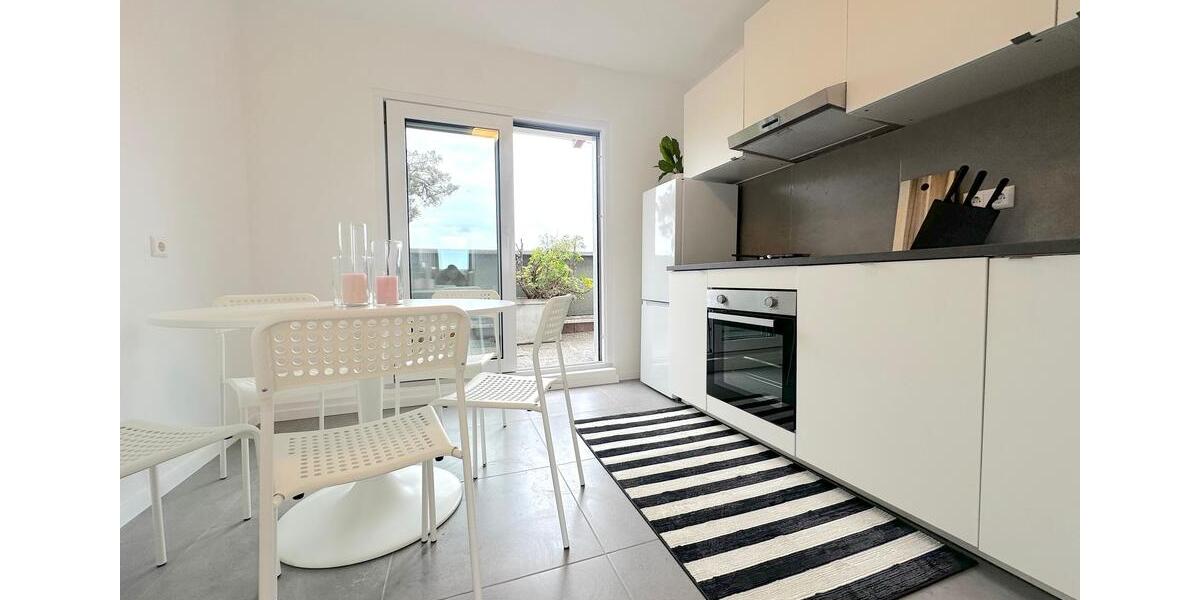 NEWNeues - Charmante Penthouse-WG in Frankfurt am Main - Noch 3 Zimmer frei. 8 zimmer