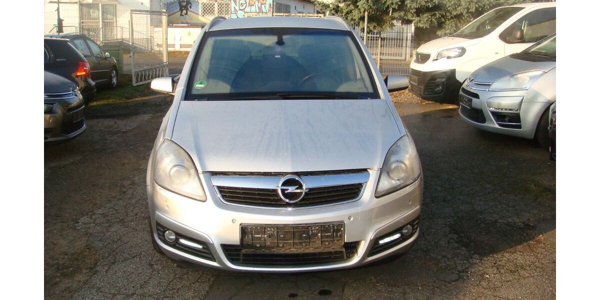 Opel Zafira 229.000 km 1.950 &euro; Erlensee 63526