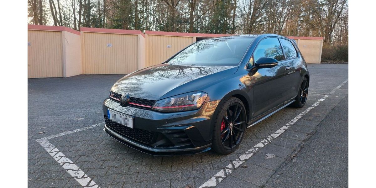 VW Golf 89.990 km 20.900 &euro; Königstein 61462