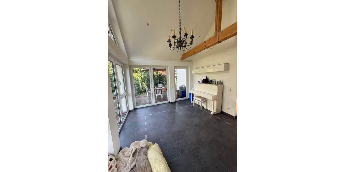 Einfamilienhaus Bad Homburg Dornholzhausen - 6 Zimmer, 132 m&sup2;, 1.020.000&euro; | Angebot:23938402