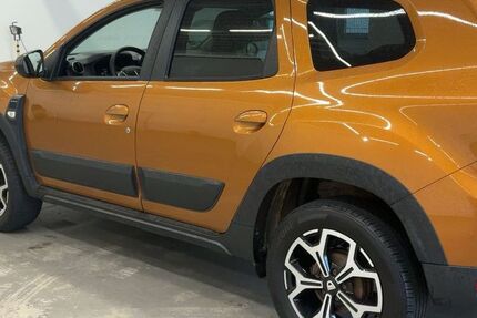 Dacia Duster 115.012 km 11.000 &euro; Usingen 61250