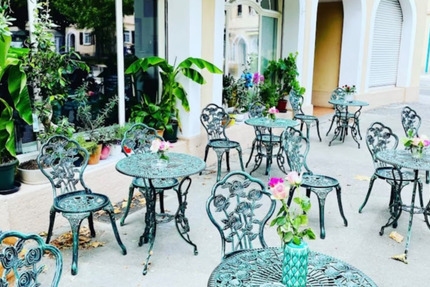 CaféPizzeria mit Terrasse & Inventar (3 Jahre) in Frankfurt zimmer