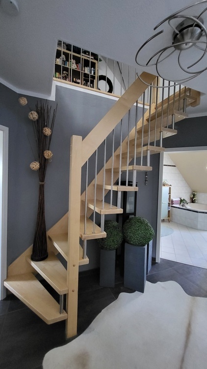 moderne DHH mit ELW im 