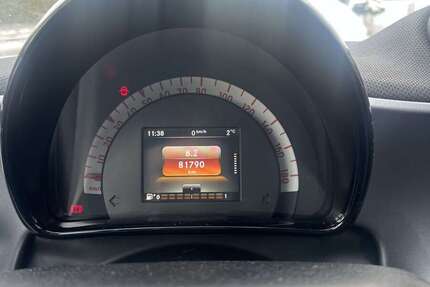 Smart forFour 81.790 km 7.500 &euro; Frankfurt 60435