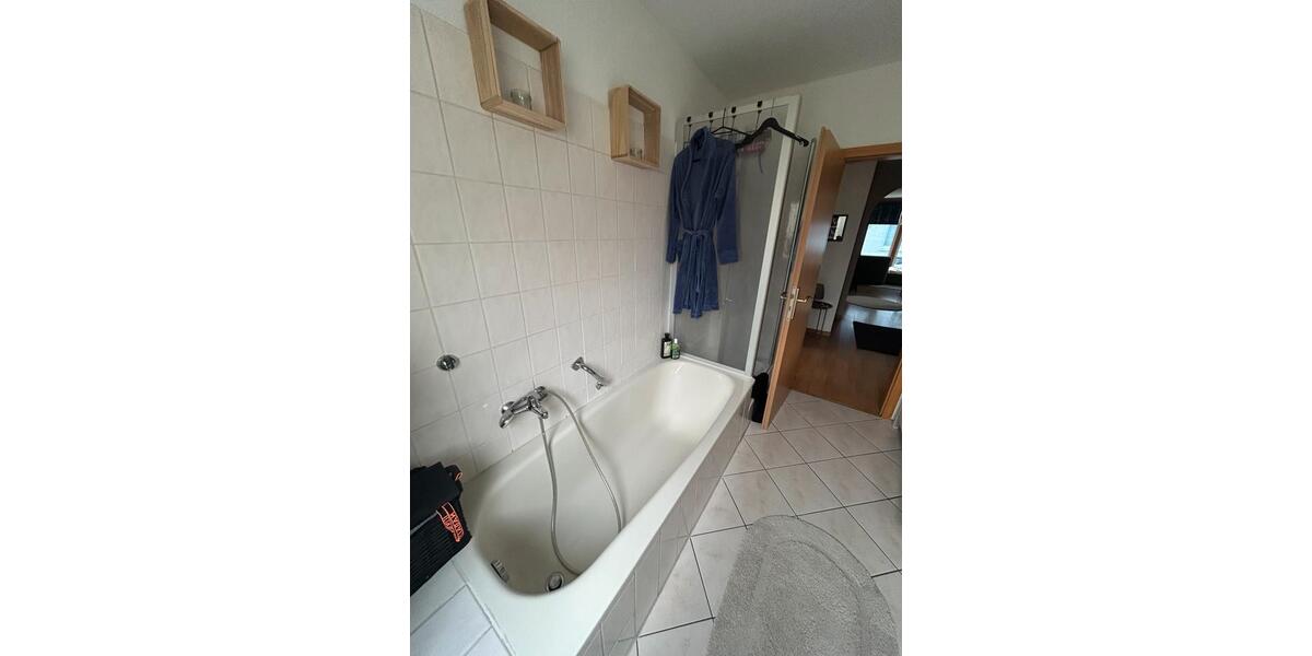 Erdgeschoßwohnung Kelsterbach - 3 Zimmer, 97 m&sup2;, 1.630&euro; | Angebot:25634099