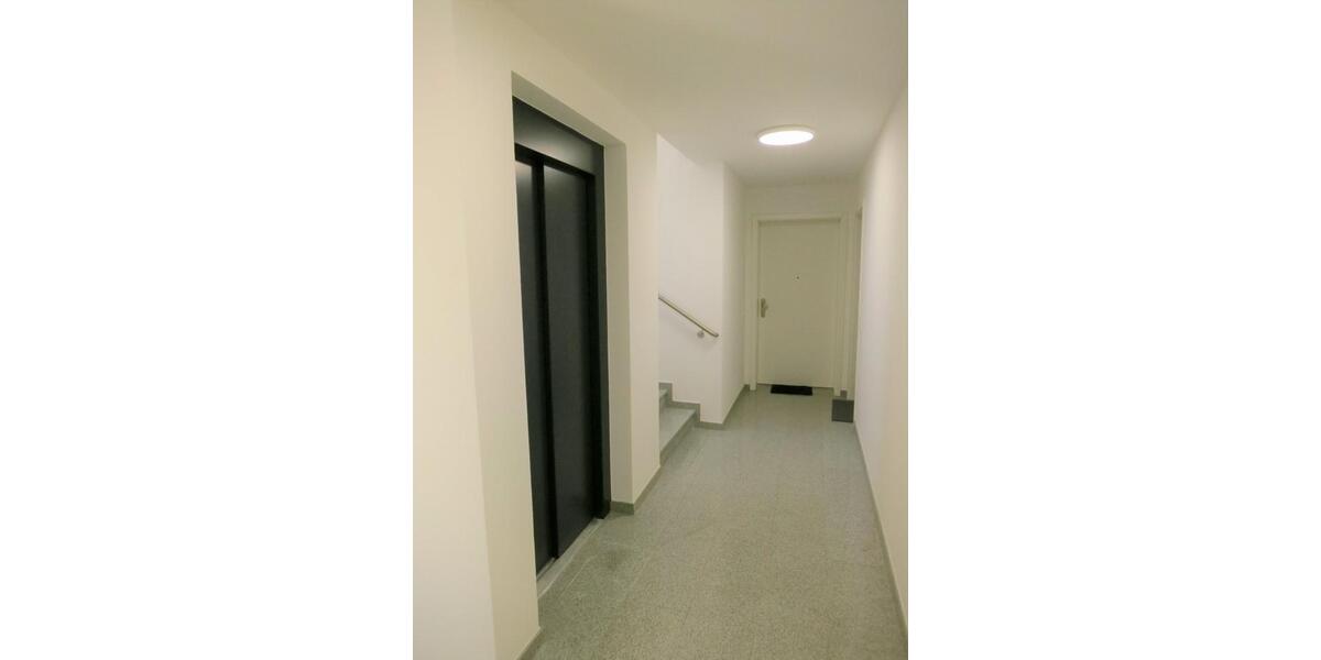 Etagenwohnung Frankfurt am Main Nied - 2 Zimmer, 53 m&sup2;, 1.295&euro; | Angebot:25326470
