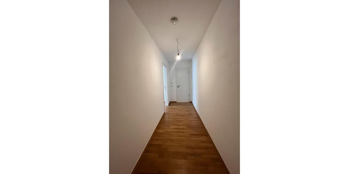 Etagenwohnung Frankfurt am Main Mitte-Nord - 2 Zimmer, 83 m&sup2;, 1.539&euro; | Angebot:26218407