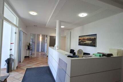 Gewerbeobjekt Frankfurt am Main / Zeilsheim Zeilsheim - 5 Zimmer, 95 m&sup2;, 890&euro; | Angebot:25749134