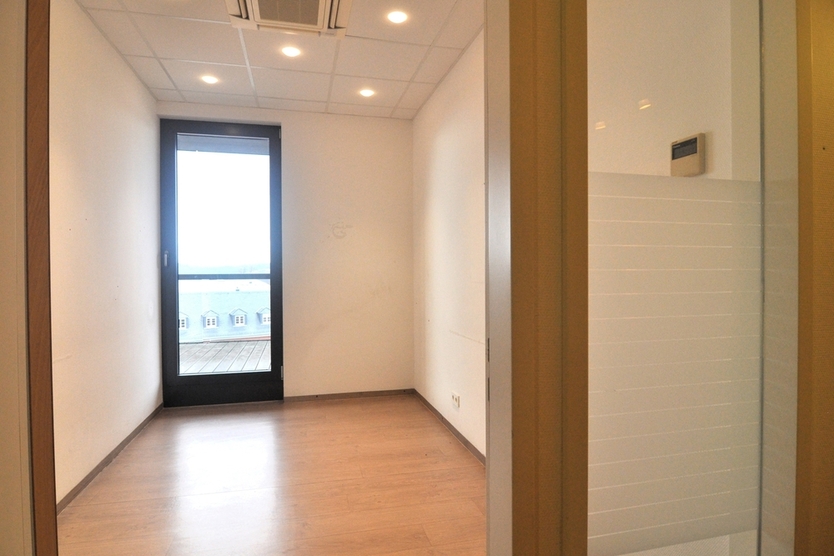 Penthouse-Praxis mit Burgblick - für den Kunden mit Anspruch 14 zimmer