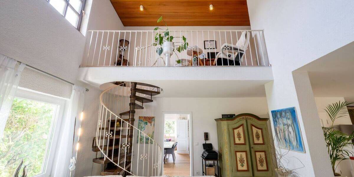 Einfamilienhaus Frankfurt am Main Nieder-Eschbach - 8 Zimmer, 291 m&sup2;, 1.285.000&euro; | Angebot:26685208