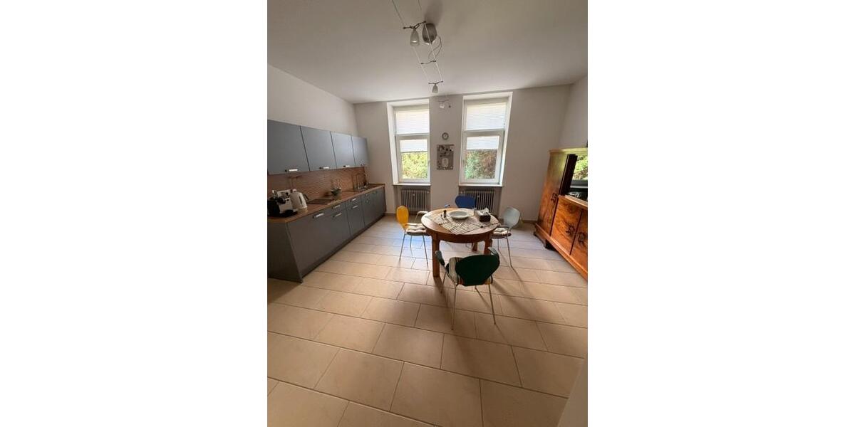 Erdgeschoßwohnung Hanau - 5 Zimmer, 155 m&sup2;, 575.000&euro; | Angebot:27103209
