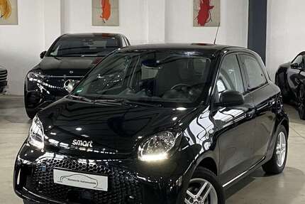 Smart forFour 45.590 km 9.770 &euro; Frankfurt am Main 60386
