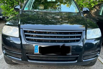 VW Touareg 222.000 km 4.000 &euro; Frankfurt am Main 65936