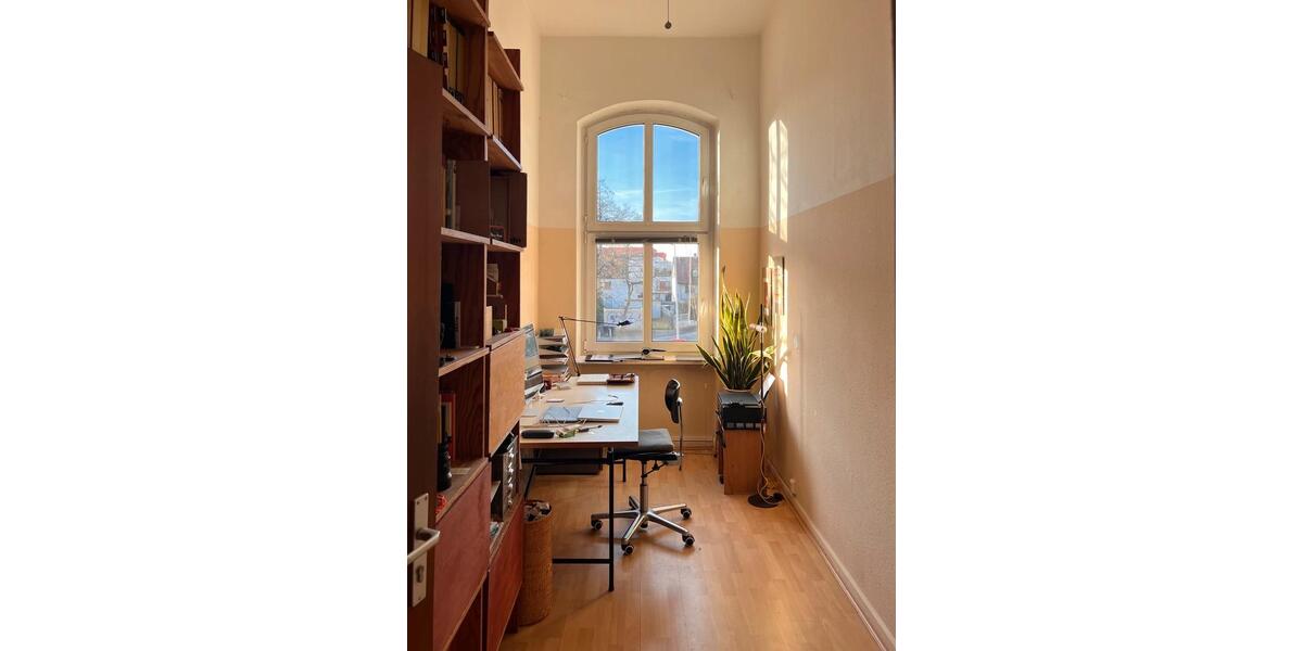 Büroraum in kreativer Bürogemeinschaft in Bessungen, Ahastraße zimmer