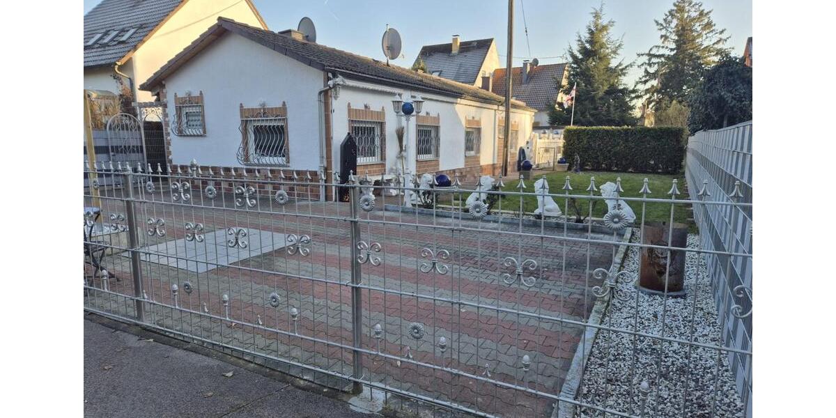 Charmantes Häuschen auf seltenem Baugrundstück !Provisionsfrei! 4 zimmer