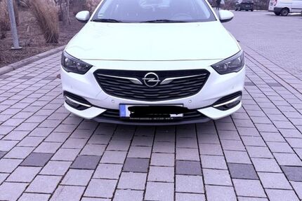 Opel Insignia 180.000 km 12.900 &euro; Offenbach am Main 63069