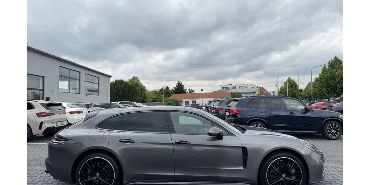 Porsche Panamera 79.685 km 59.990 &euro; Hanau/Nähe Airport Frankfurt/M 63456