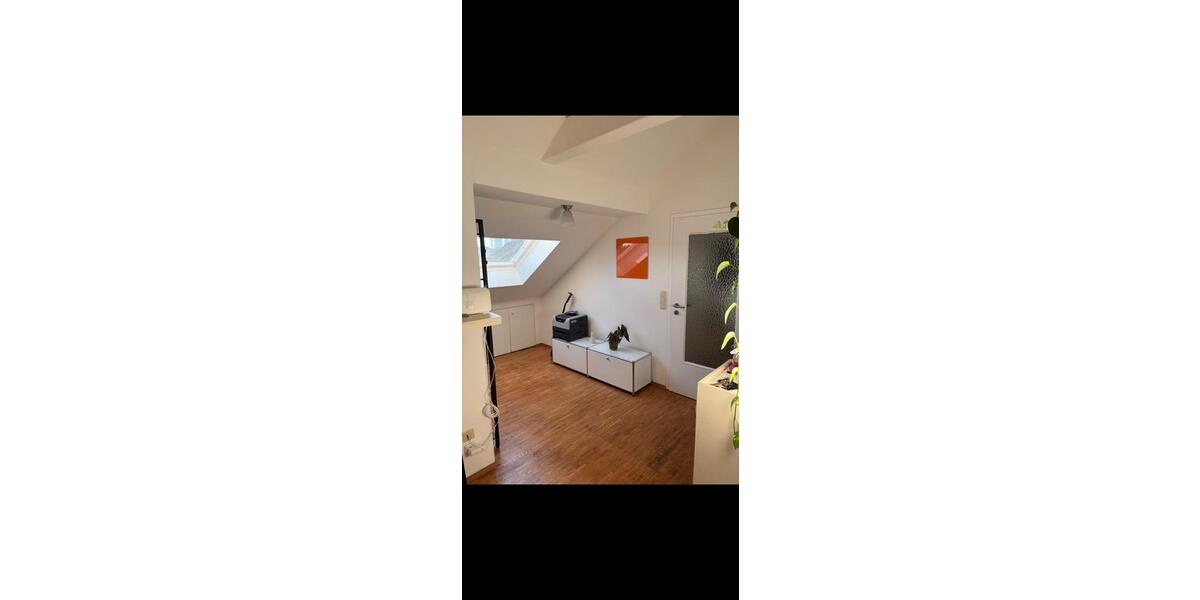 Dachgeschoßwohnung Offenbach am Main Hafen - 2 Zimmer, 75 m&sup2;, 1.200&euro; | Angebot:24771274