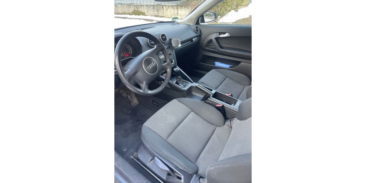 Audi A3 285.000 km 1.000 &euro; Frankfurt am Main 60437
