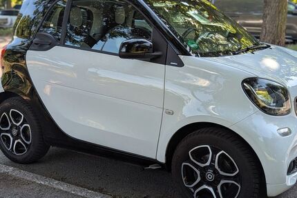Smart ForTwo 57.000 km 9.500 &euro; Frankfurt 60431
