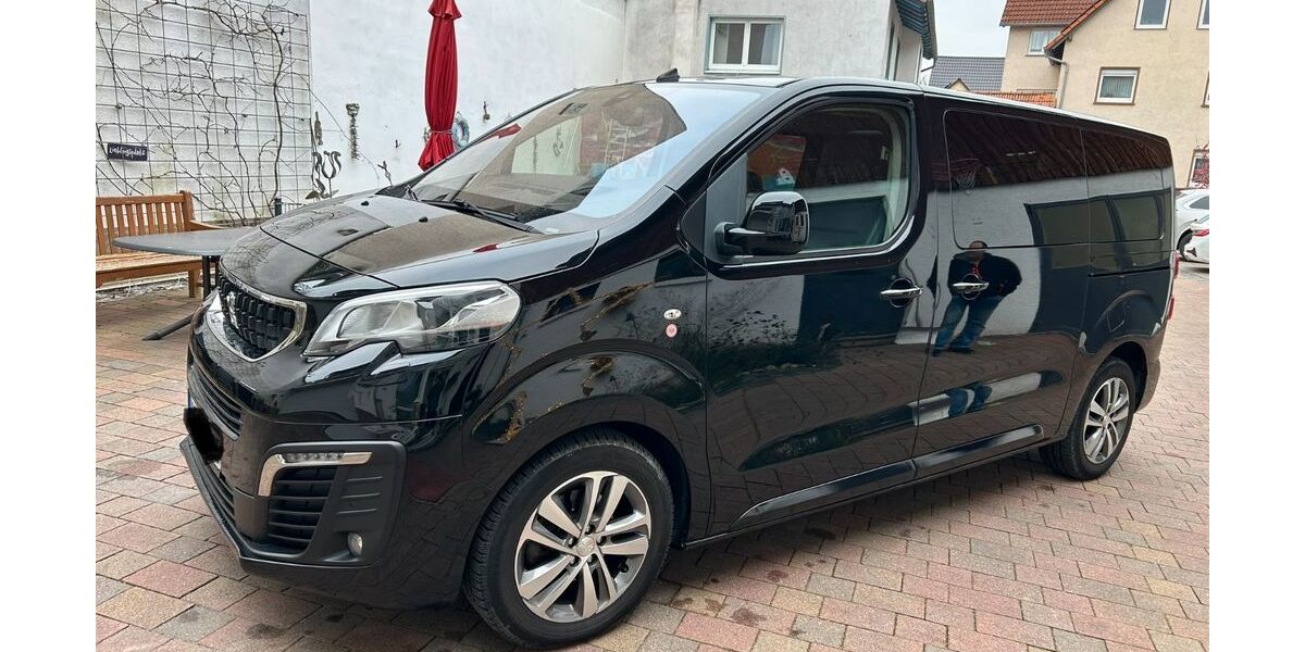Peugeot Traveller 90.000 km 28.200 &euro; Rüsselsheim 65428