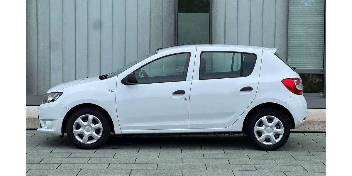 Dacia Sandero 194.000 km 3.390 &euro; Rüsselsheim 65428