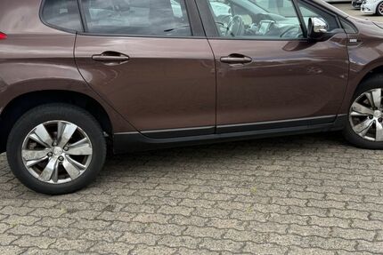 Peugeot 2008 109.956 km 5.600 € Hanau 63452