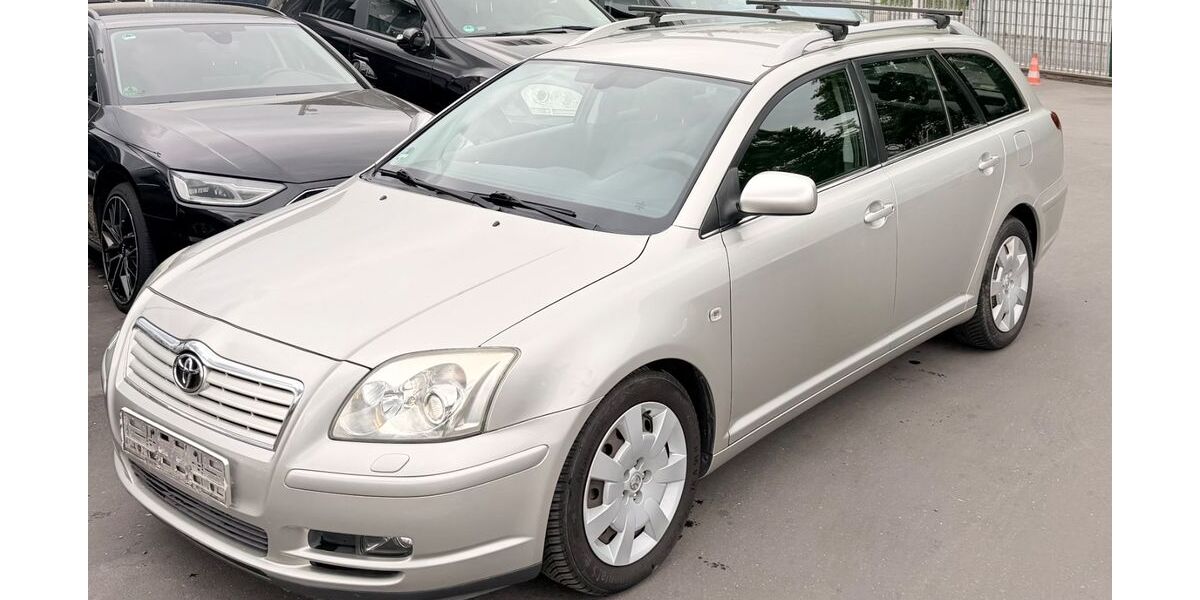 Toyota Avensis 215.000 km 2.499 &euro; Frankfurt am Main 60486