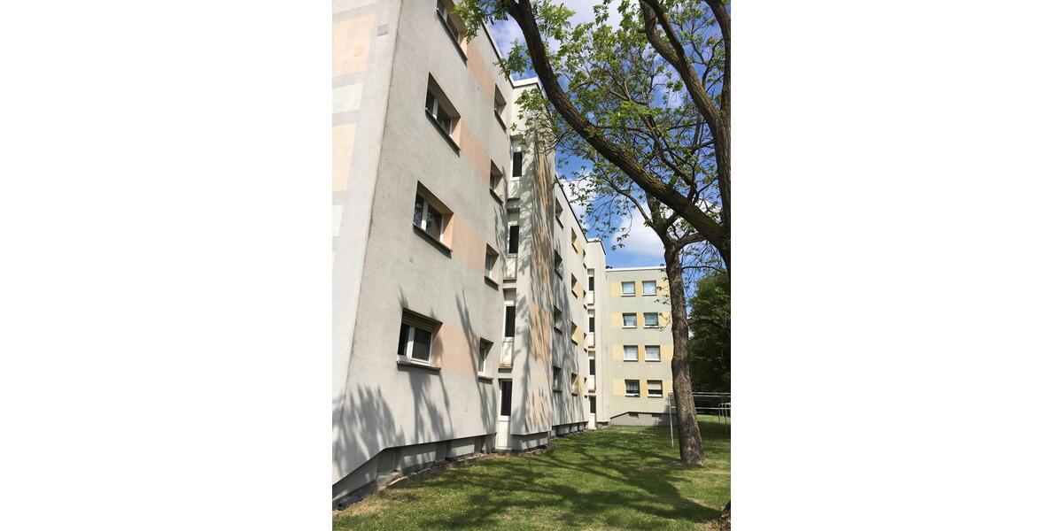 TOLLE 3-ZIMMERWOHNUNG WIRD FÜR SIE NOCH MODERNISIERT! 3 zimmer