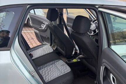 Skoda Fabia 164.692 km 1.750 &euro; Frankfurt am Main 60431