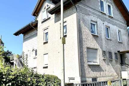 Haus zum Kaufen in Hofheim am Taunus 1.080.000 € 300 m²