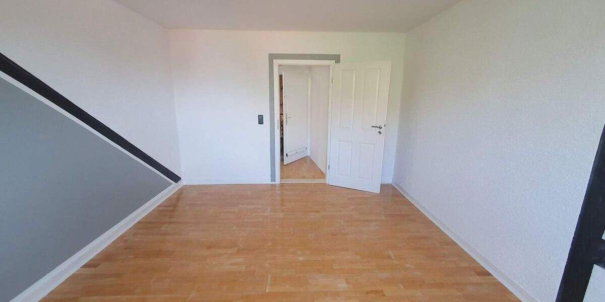 Etagenwohnung Darmstadt Waldkolonie - 4 Zimmer, 104 m&sup2;, 449.000&euro; | Angebot:25775563