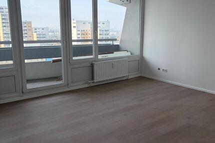 Haus Frankfurt am Main Nord-Ost - 4 Zimmer, 95 m&sup2;, 1.422&euro; | Angebot:24680568