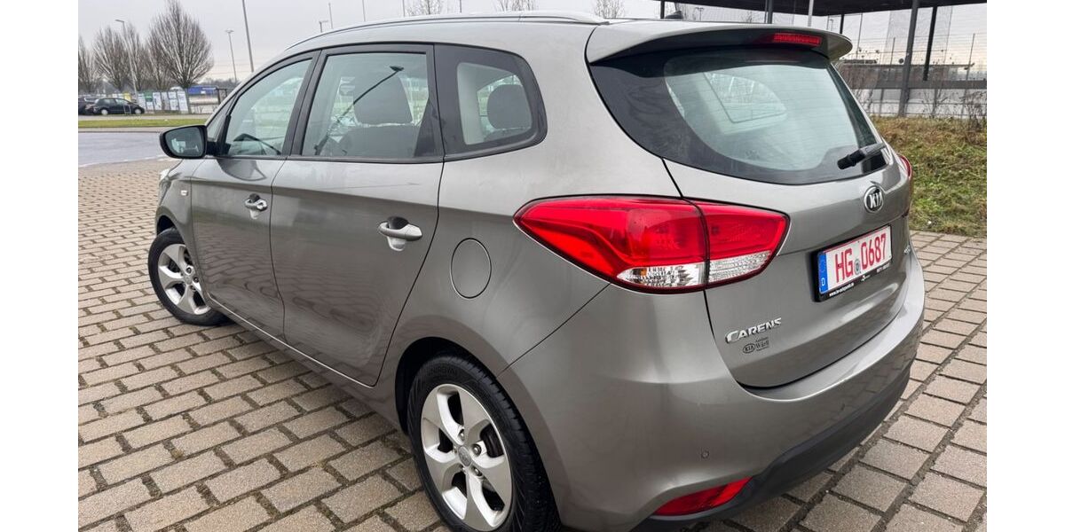 Kia Carens 130.000 km 7.800 &euro; Friedrichsdorf bei Frankfurt Main 61381