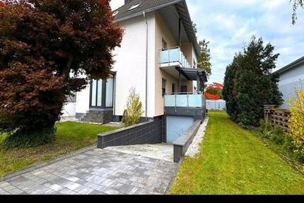 Haus Obertshausen - 9 Zimmer, 210 m&sup2;, 749.000&euro; | Angebot:26798370