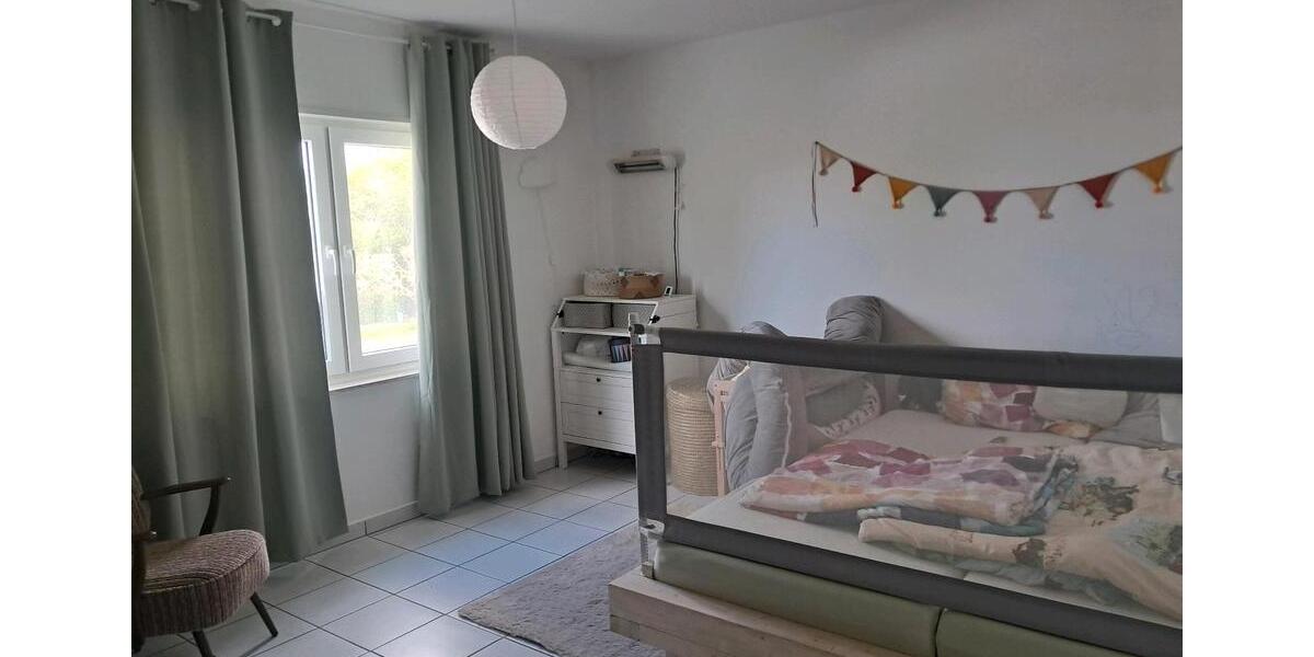 Erdgeschoßwohnung Usingen - 3 Zimmer, 84 m&sup2;, 800&euro; | Angebot:26409330
